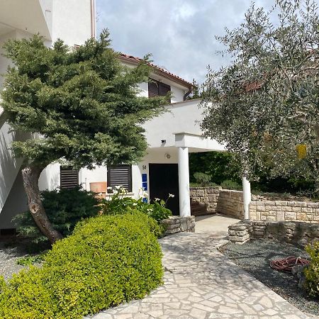 Apartments Lodra Pula Exterior photo