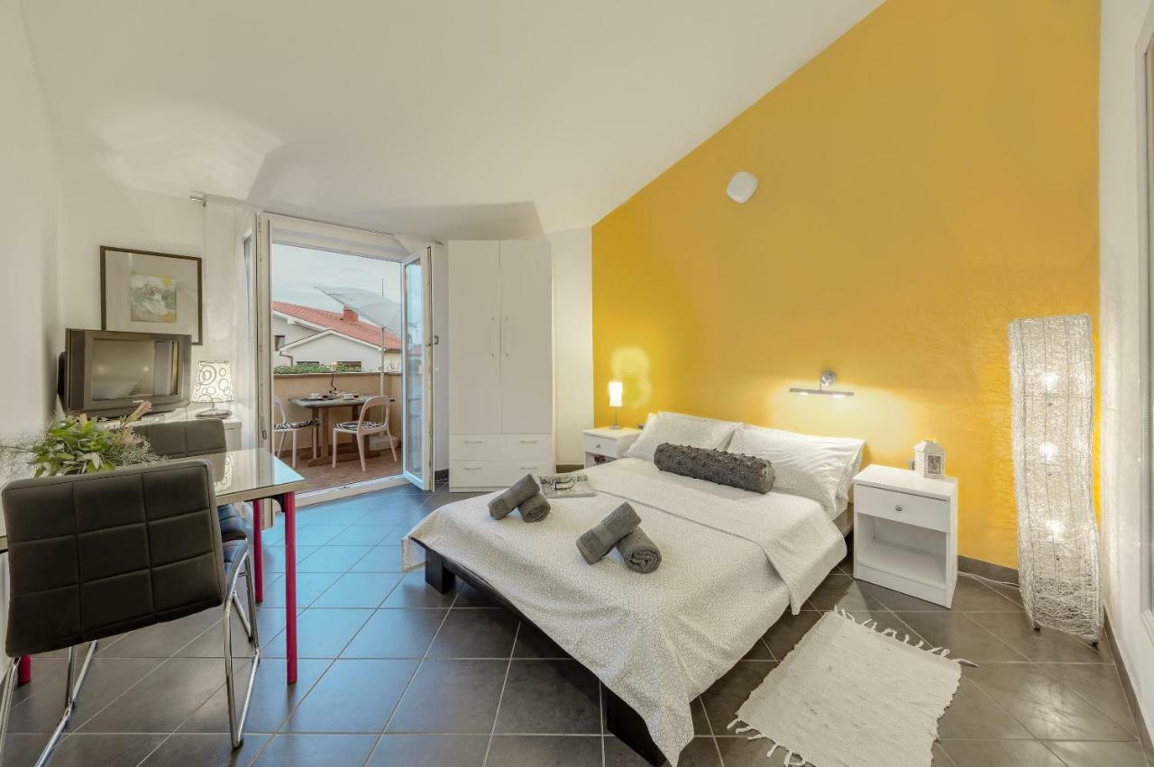 Apartments Lodra Pula Exterior photo
